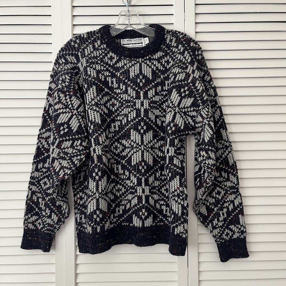 Rum Runner winter snowflakes Martha's Vineyard size S, made in USA grandpa vtge.